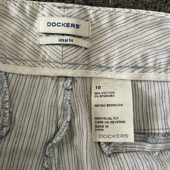 Dockers Women’s Ideal Fit Striped Chino Shorts ( 10 ) - Picture 8 of 9